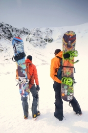 Tuckerman Ravine snowboarders